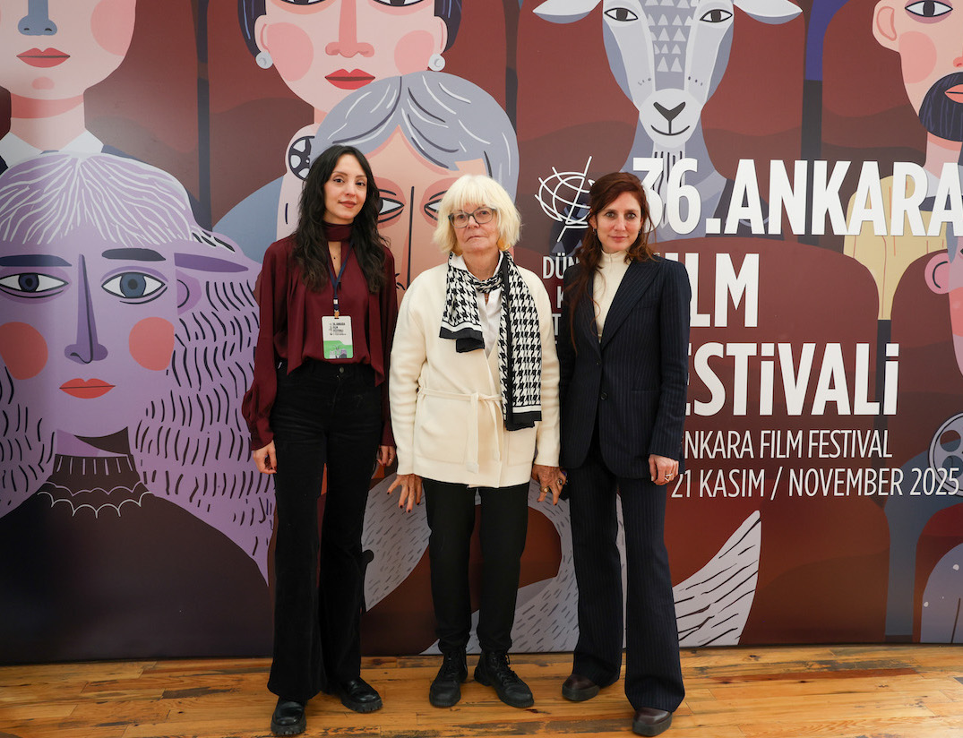 iki-bosluk-arasinda_02